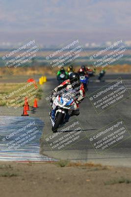 media/Aug-13-2023-CRA (Sun) [[1cfc37a6fb]]/Race 4 400 Superbike/Race/